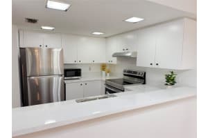 4428 SW 70th Ter 4428, Davie, FL 33314 Sold 09/23/25