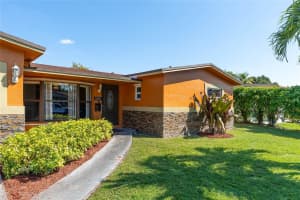 6565 SW 8th Pl, North Lauderdale, FL 33068 Sold 06/25/25