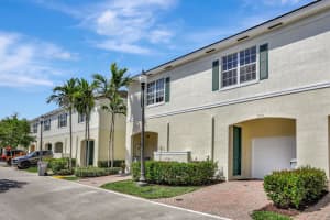 709 SW 1st Terrace 709, Pompano Beach, FL 33060 Sold 05/29/25