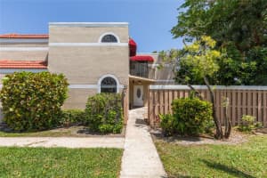 3975 Village Dr D, Delray Beach, FL 33445 - MLS#F10496712