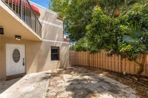 3975 Village Dr D, Delray Beach, FL 33445 Sold 11/06/25