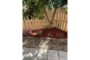 3975 Village Dr D, Delray Beach, FL 33445 Sold 11/06/25