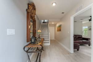 2725 NE 8th Ave 101, Wilton Manors, FL 33334 Sold 05/20/25