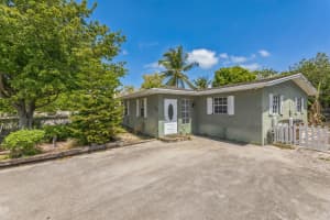5360 Ne 10th Ave, Deerfield Beach