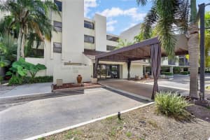 106 Lake Emerald Dr 315, Oakland Park