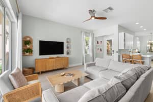 118 Florence Dr, Jupiter, FL 33458 Sold 05/02/25