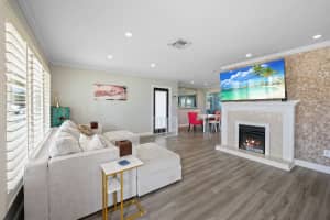733 NW 28th St, Wilton Manors, FL 33311 Sold 09/12/25