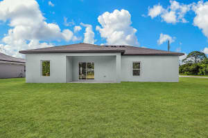 8425 98th Ct, Vero Beach, FL 32967 - MLS#F10496856