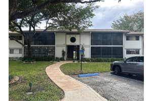 10875 W Clairmont Cir 111, Tamarac