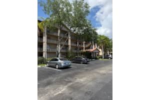 1300 SW 124th Ter 410, Pembroke Pines, FL 33027 Sold 07/17/25