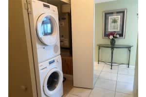 3233 NE 34th St 307, Fort Lauderdale, FL 33308 Sold 08/19/25