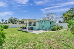 3909 SW 58th Ter, West Park, FL 33023 Sold 05/09/25