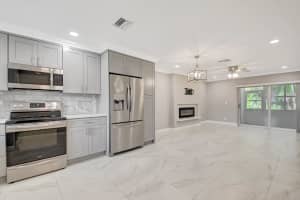 2884 Crosley Dr E D, West Palm Beach, FL 33415 Sold 06/25/25