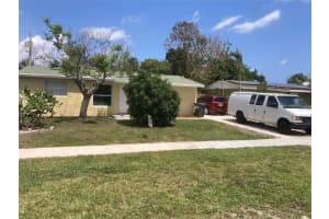 5409 Marcia Pl, Mangonia Park, FL 33407 Sold 08/07/25