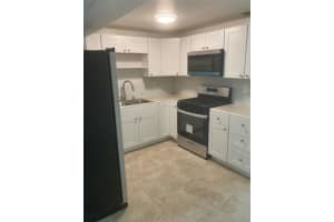 5409 Marcia Pl, Mangonia Park, FL 33407 Sold 08/07/25