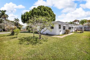 300 NE 22nd St, Wilton Manors, FL 33305 Sold 05/16/25