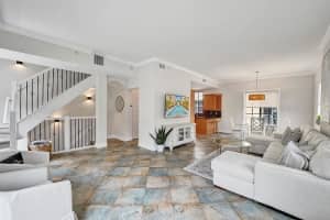550 NE 7th Ave 2, Fort Lauderdale, FL 33301 Sold 05/22/25