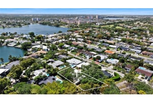 1950 NE 195th Dr, North Miami Beach, FL 33179 Sold 06/12/25