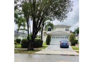 17686 Sw 10th St, Pembroke Pines