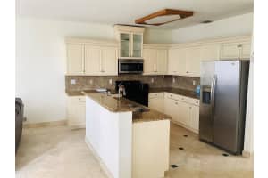 17686 SW 10th St, Pembroke Pines, FL 33029 Sold 11/04/25