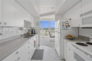 4020 Galt Ocean Dr 1101, Fort Lauderdale, FL 33308 - MLS#F10497248