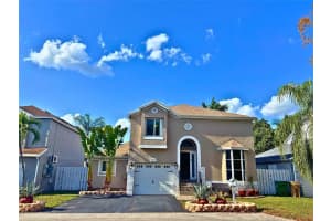 10831 SW 11th Mnr, Davie, FL 33324 Sold 07/10/25