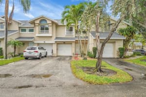 2198 Discovery Cir 2198, Deerfield Beach, FL 33442 Sold 06/02/25