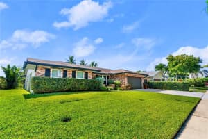 2884 SW 13th Dr, Deerfield Beach, FL 33442 Sold 05/22/25
