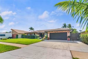 2884 SW 13th Dr, Deerfield Beach, FL 33442 Sold 05/22/25