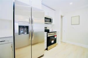 244 NW 6th Ave, Delray Beach, FL 33444 - MLS#F10497323