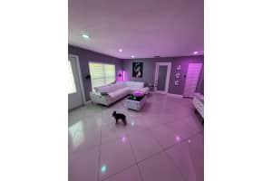 5625 NE 6th Ave, Fort Lauderdale, FL 33334 Sold 08/22/25