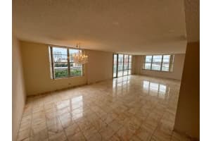 230 174th St 814, Sunny Isles Beach, FL 33160 - MLS#F10497332