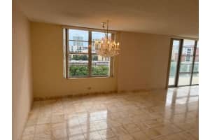 230 174th St 814, Sunny Isles Beach, FL 33160 - MLS#F10497332
