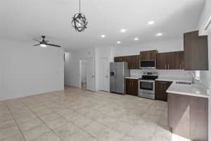 1102 NW 40th Way, Lauderhill, FL 33313 - MLS#F10497361