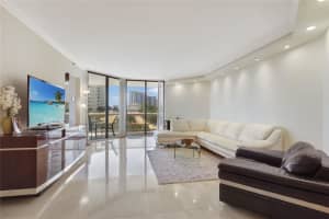 20191 E Country Club Dr 510, Miami, FL 33180 - MLS#F10497371