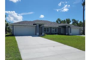 2421 /2423 JOE AVE S, Lehigh Acres, FL 33973 - MLS#F10497402