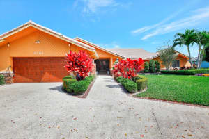 8701 Banyan Ct, Tamarac, FL 33321 Sold 06/10/25