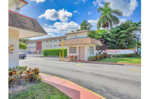 5300 Washington St 505-U, Hollywood, FL 33021 Sold 06/12/25