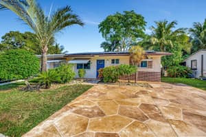 7011 SW 19th St, North Lauderdale, FL 33068 Sold 05/28/25