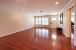 304 N 31st Ct, Hollywood, FL 33021 Sold 06/04/25