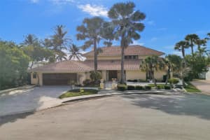 580 SW 15th St, Boca Raton, FL 33432 Sold 05/05/25