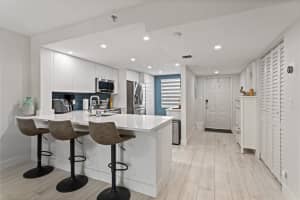 4015 W Palm Aire Dr 305, Pompano Beach, FL 33069 Sold 07/16/25