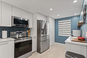 4015 W Palm Aire Dr 305, Pompano Beach, FL 33069 Sold 07/16/25