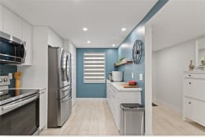 4015 W Palm Aire Dr 305, Pompano Beach, FL 33069 Sold 07/16/25