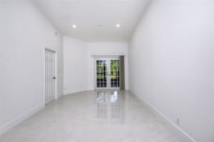 700 NW 47th St 700, Deerfield Beach, FL 33064 Sold 06/27/25
