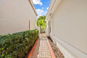 1630 Sweetbay Way, Hollywood, FL 33019 - MLS#F10497583