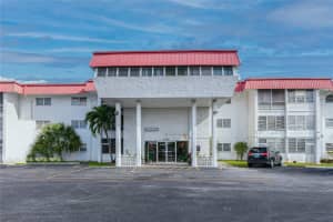 2060 Nw 48th Terrace 310, Lauderhill