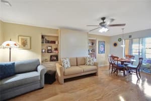 5190 E Sabal Palm Blvd 114, Tamarac, FL 33319 - MLS#F10497623