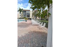 2861 Somerset Dr 317, Lauderdale Lakes, FL 33311 - MLS#F10497743