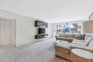 3850 N Oaks Clubhouse Dr 208, Pompano Beach, FL 33069 - MLS#F10497787